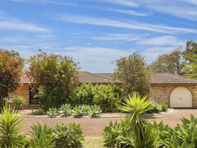 1046 Caves Road, Quindalup WA 6281