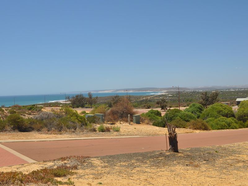 2 Clematis Crescent, Kalbarri WA 6536