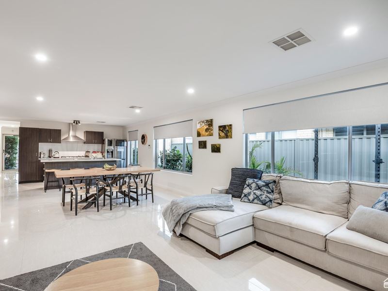 15 McLachlan Turn, Byford WA 6122