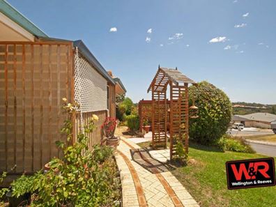 2 Clint Terrace, Spencer Park WA 6330