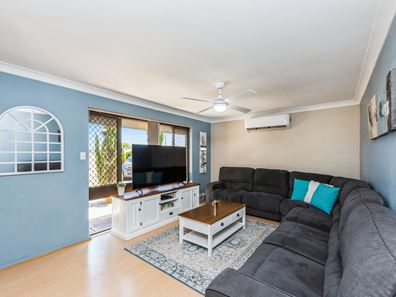 51 Willmott Dr, Cooloongup WA 6168