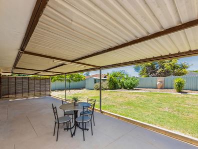 51 Willmott Dr, Cooloongup WA 6168