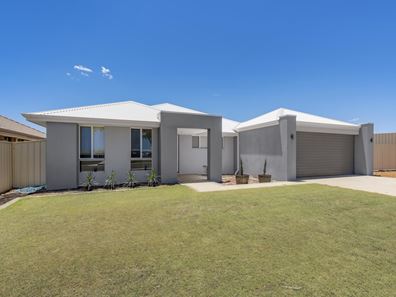 31 Reef Boulevard, Drummond Cove WA 6532