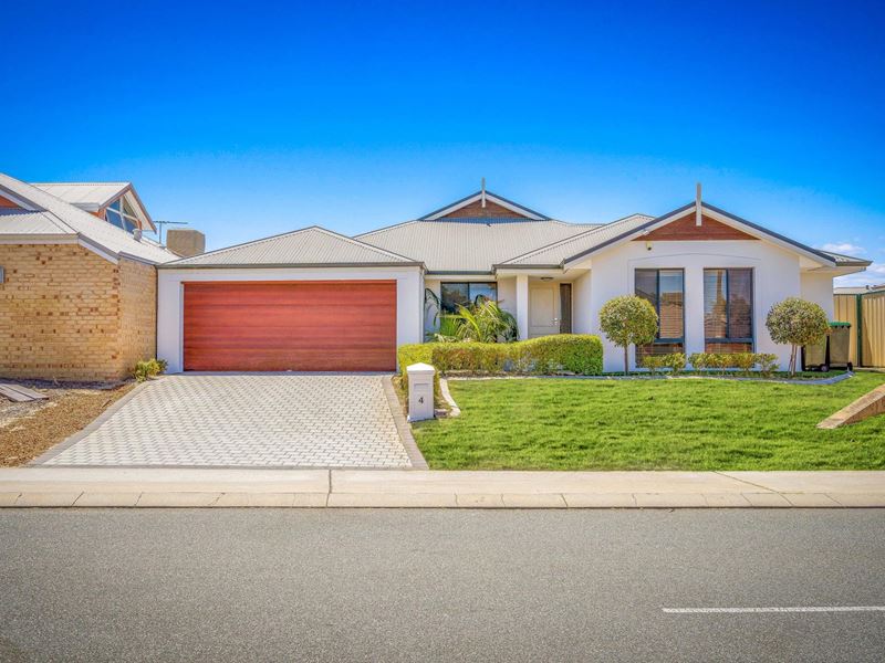 4 Chelsea Circuit, Success WA 6164