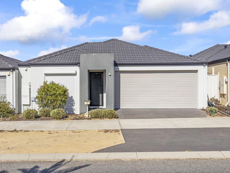 133 Hinchinbrook Ave, Ridgewood