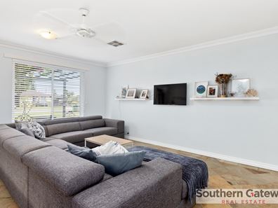 3 Pinedale Way, Safety Bay WA 6169