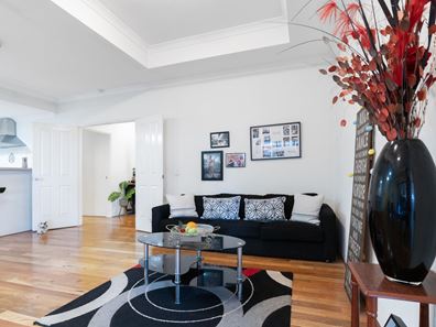 5 Koroit Way, Aveley WA 6069