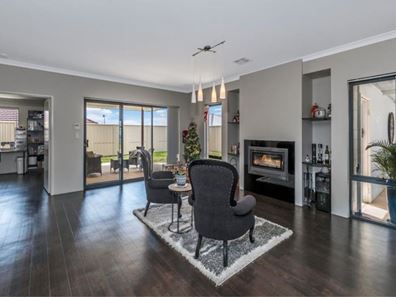 13 Balicup Way, Lakelands WA 6180