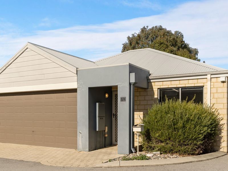 17/4 Jacana Parade, Ballajura