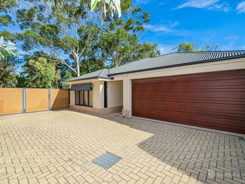 303A Camberwarra Drive, Craigie WA 6025