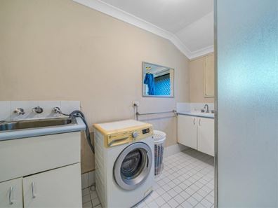 27 Loxwood Road, Balga WA 6061