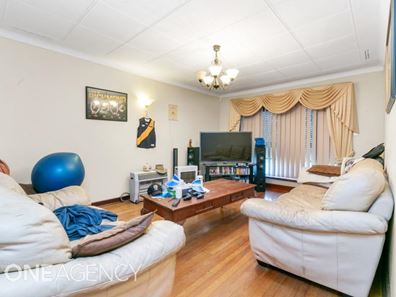 5 Glendower Way, Spearwood WA 6163