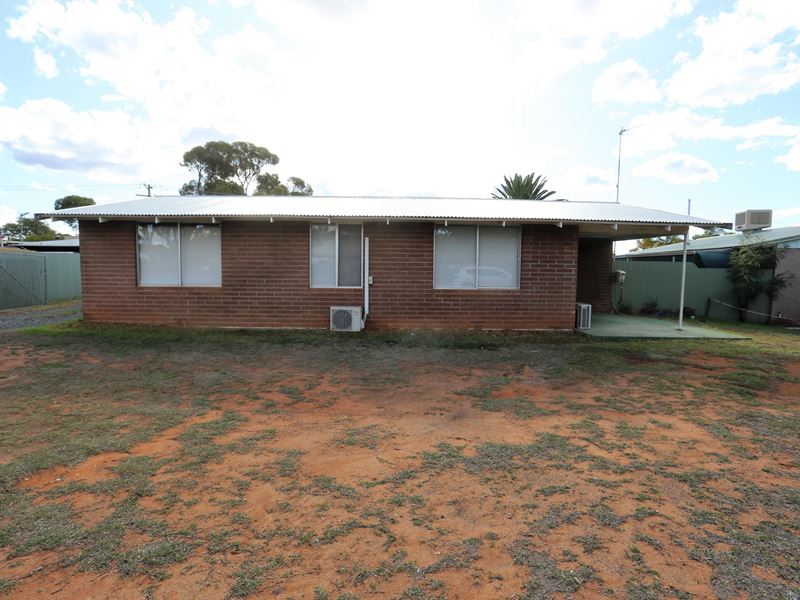10 Hakea St, Kambalda West