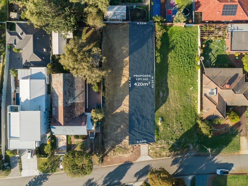 12B Nola Avenue, Scarborough