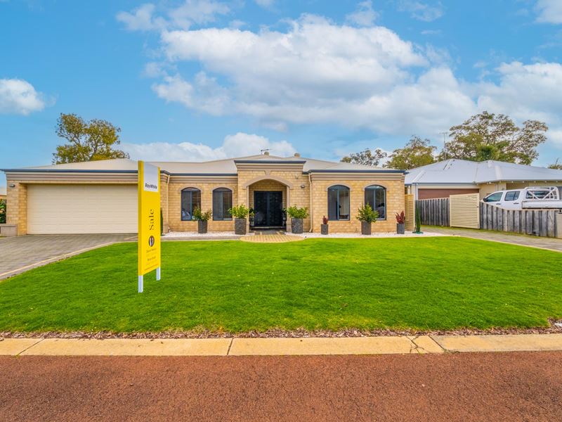 21 Macquarie Drive, Coodanup WA 6210