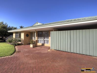 10 Tourmaline Gardens, Forrestfield WA 6058