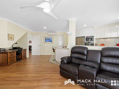 1/9 Macleod Road, Applecross WA 6153