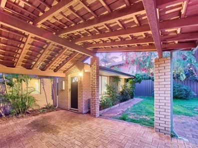 4/25 Ostend Road, Scarborough WA 6019