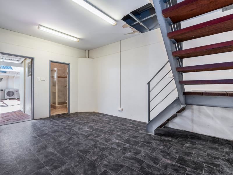 2 Ennis Place, Ascot