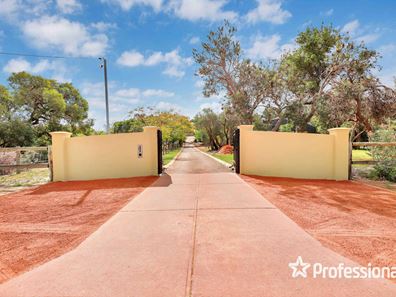 7 Wilfred Road, Canning Vale WA 6155