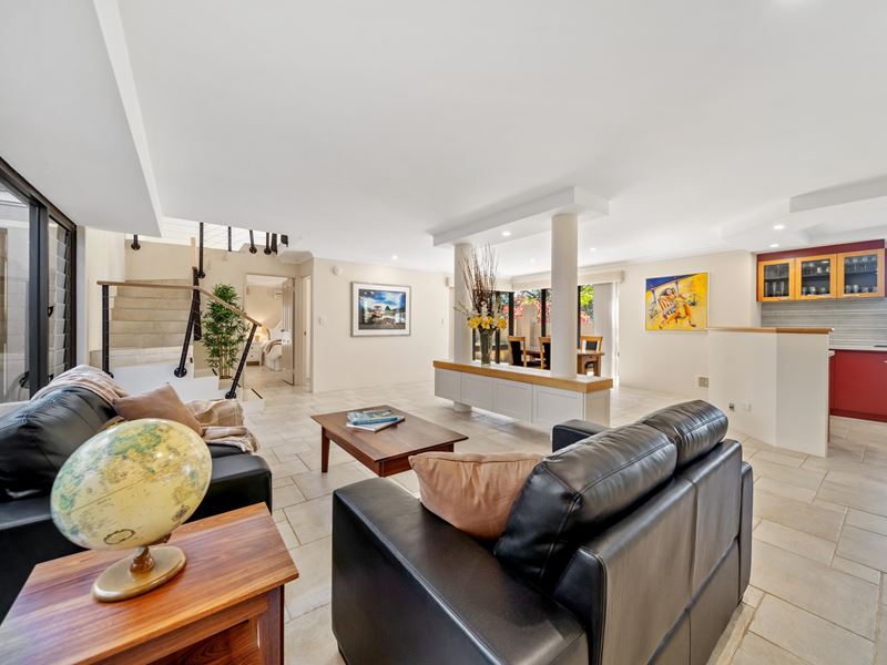 20 Leverburgh Street, Ardross