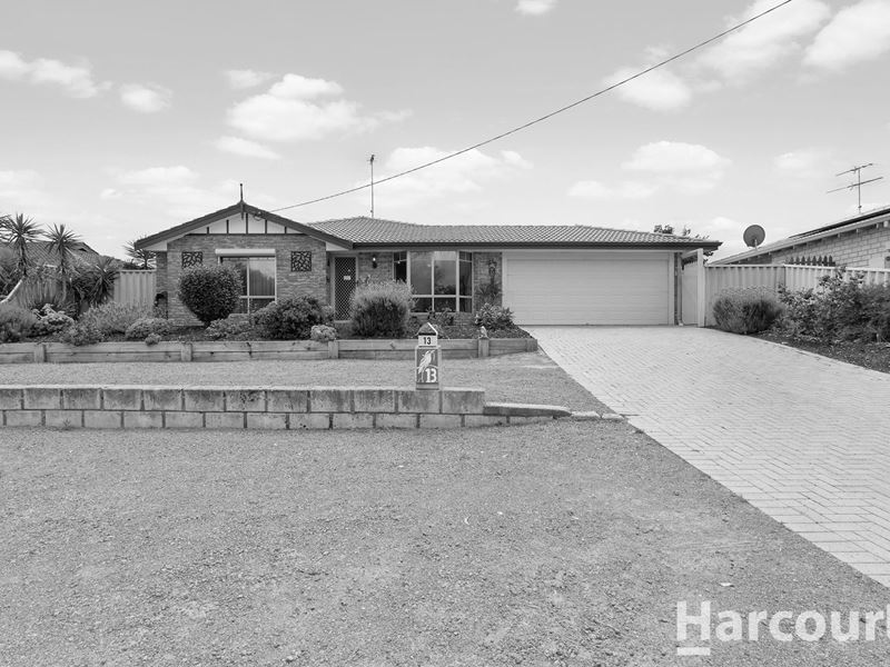 13 Kookaburra Drive, Greenfields