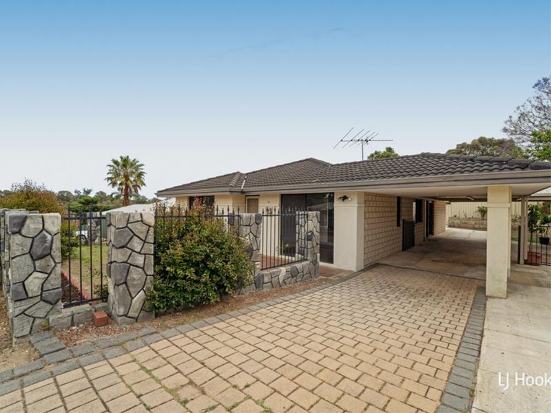 14 McNairn Cross, Leda