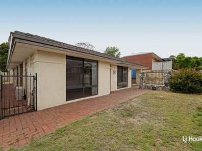 14 McNairn Cross, Leda WA 6170