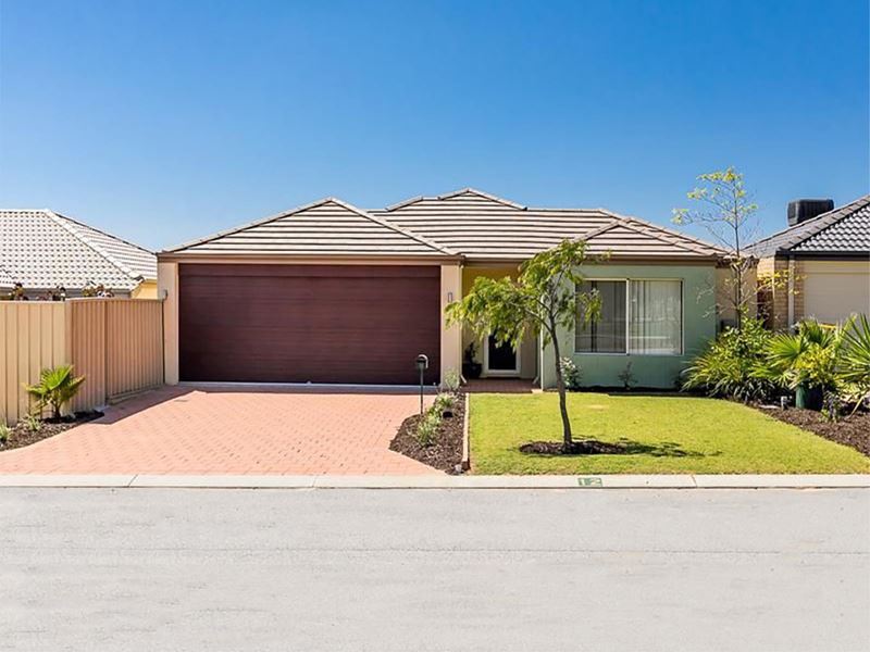 12 Verwood Green, Butler
