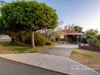 30 Apara Way, Nollamara WA 6061