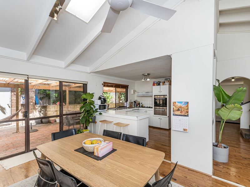 3/114 Labouchere Road, South Perth