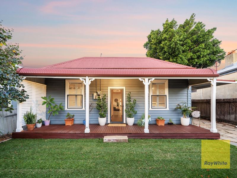 14 Fifth Avenue, Beaconsfield