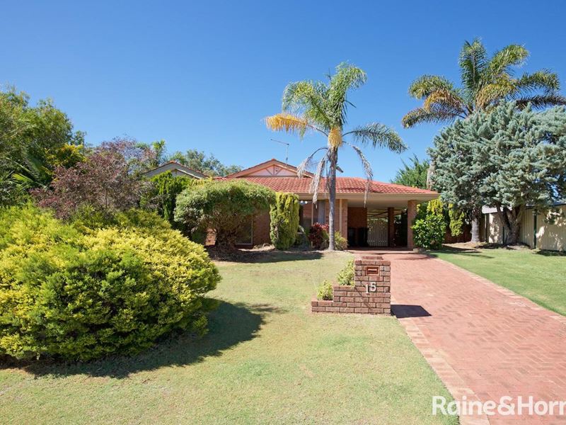 15 Kedron Place, Greenfields