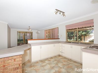 15 Kedron Place, Greenfields WA 6210