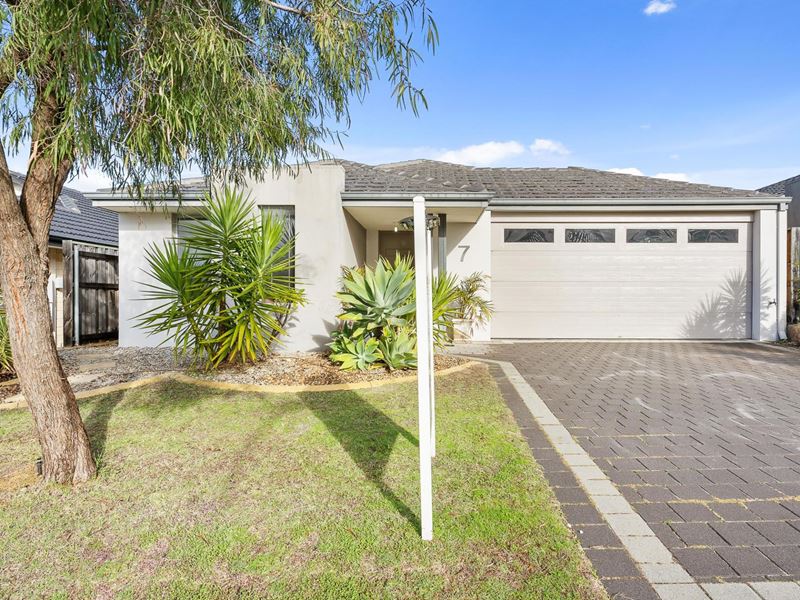 7 Purnululu Road, Ellenbrook WA 6069