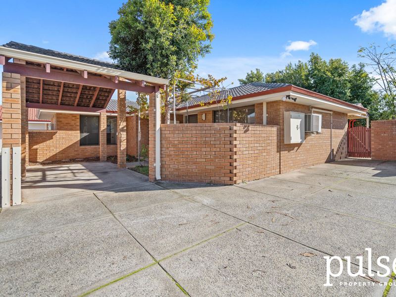 4/1 Wheatley Drive, Bull Creek WA 6149