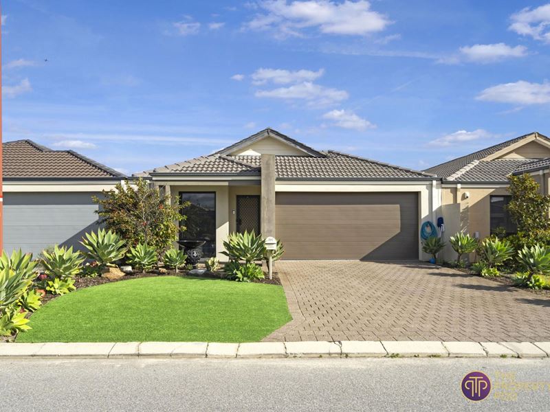 15 Blue Road, Canning Vale WA 6155