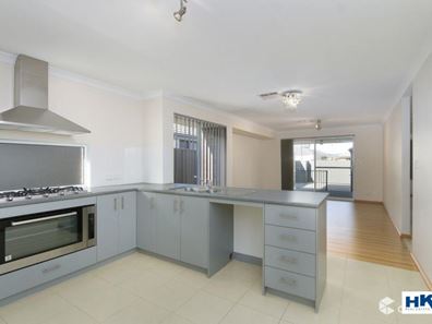 22 Rivington Entrance, Aveley WA 6069