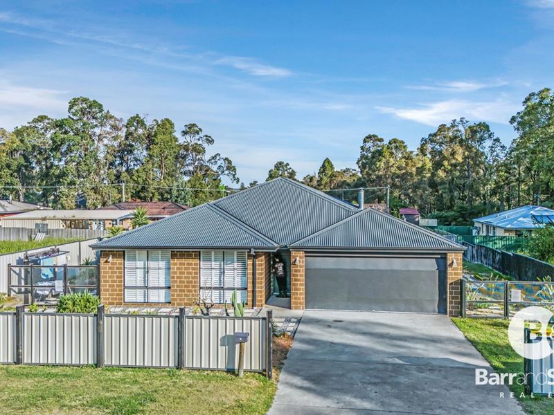 6 Cunningham Crescent, Collie WA 6225