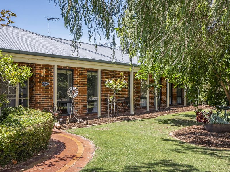 39 Horseshoe Circuit, Henley Brook