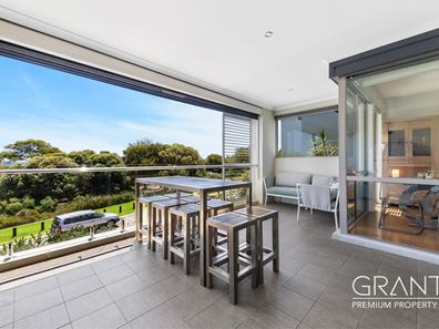 27 Perlinte View, North Coogee WA 6163