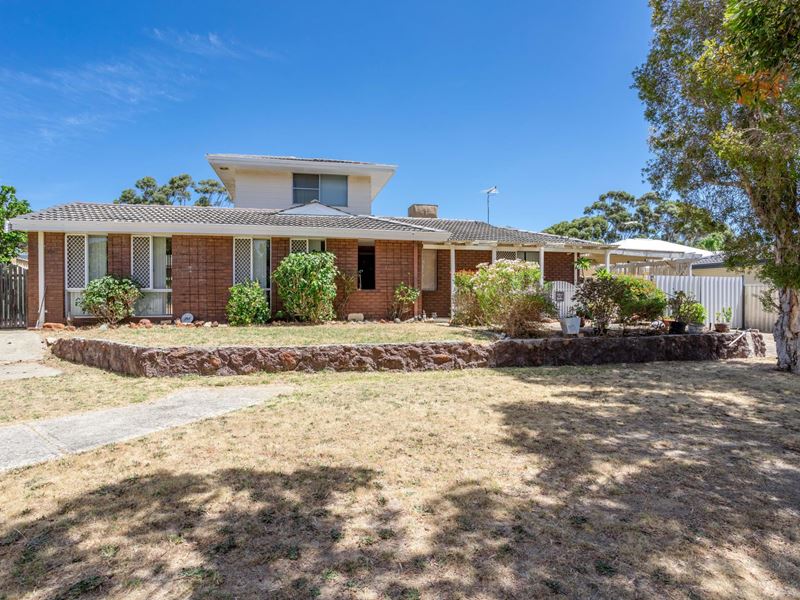 8 Newton Court, Armadale