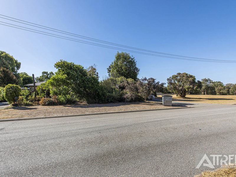2 Candeloro  Road, Canning Vale