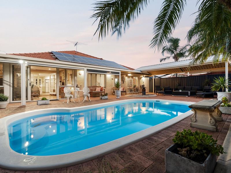 60 Carwoola Circle, Carramar