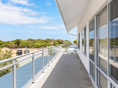 26/52 Rollinson Road, North Coogee WA 6163