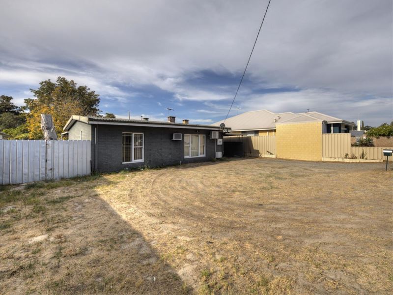 229 Hardey Road, Belmont