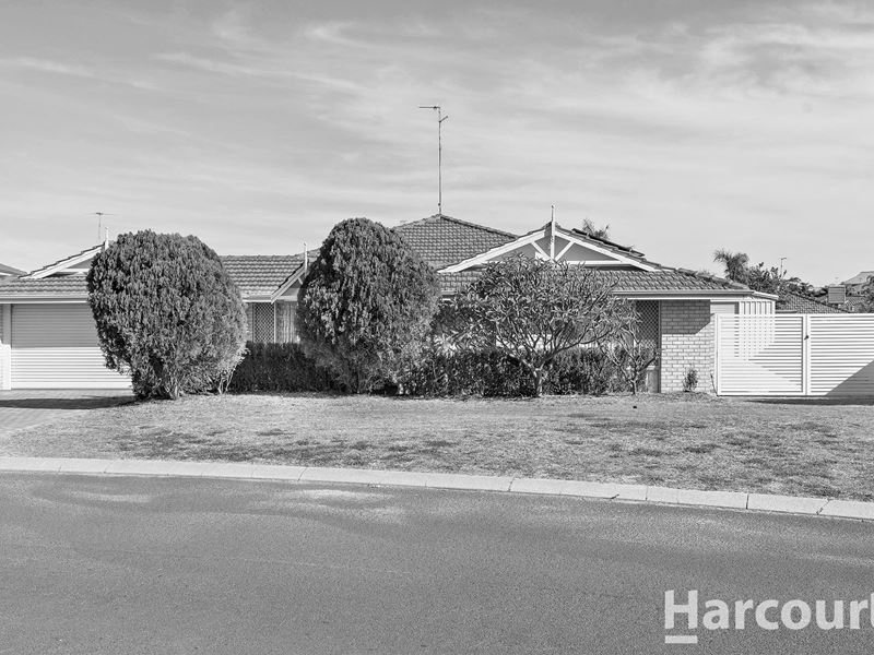 11 Bucentaur Place, Halls Head WA 6210