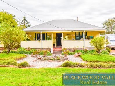 42 Barron Street, Boyup Brook WA 6244