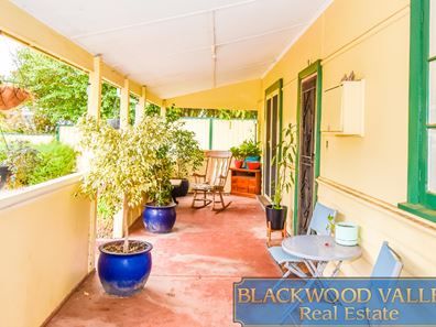 42 Barron Street, Boyup Brook WA 6244