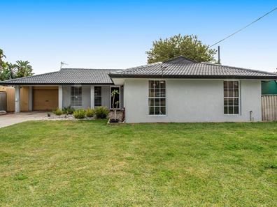 4 Tarwarri Close, Hillman WA 6168